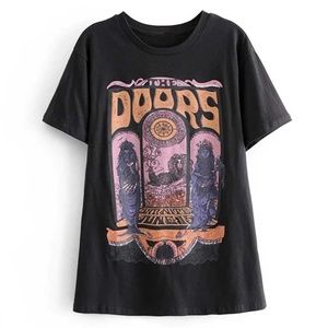 Black the doors band concert graphic tee rock